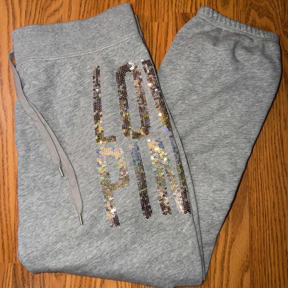 PINK Victoria’s Secret Medium Gray Jogger Sweatpants Gold Silver Sequin Logo Y2K - Picture 6 of 11